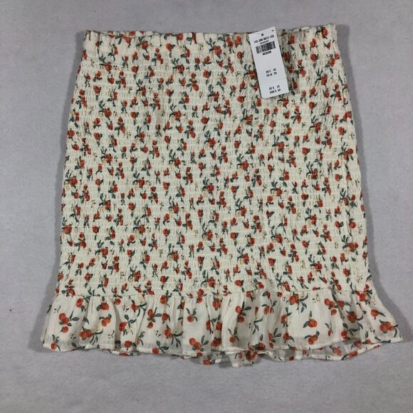Abercrombie & Fitch Dresses & Skirts - Abercrombie & Fitch Skirt Womens Medium Fruit Floral Print Mini Casual NEW $55